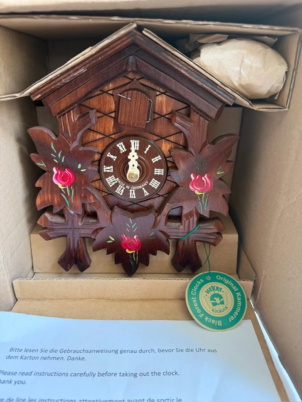 Black Forest Germany Cuckoo Clock   Brand Name Hellas Solid Wood Handcrafted